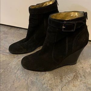 Ankle bootie